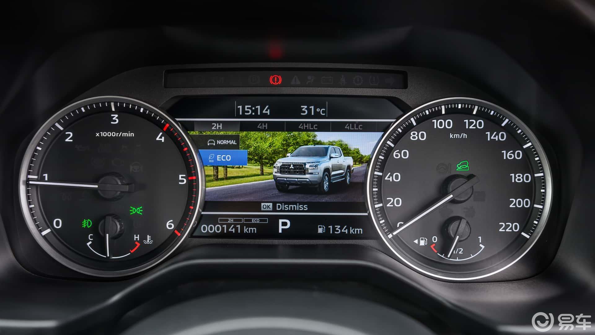 全新三菱L200皮卡发布 造型霸气 帕杰罗更新指日可待？