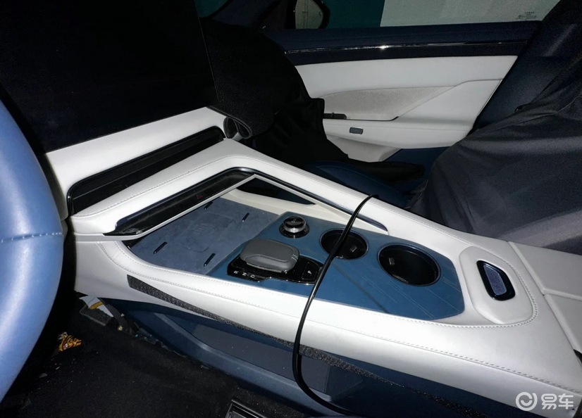 官宣 周冠宇成为新款ZEEKR 001首席操控官