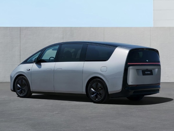 理想 MEGA 3月1日发布，流量能变成销量吗？