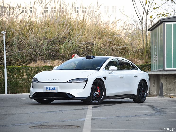 尊界S800/问界M8领衔 鸿蒙智行2025新车大爆料