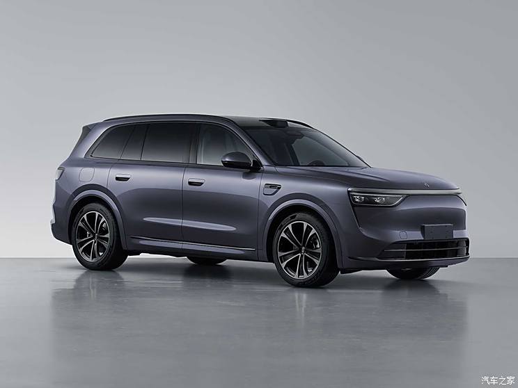 尊界S800/问界M8领衔 鸿蒙智行2025新车大爆料