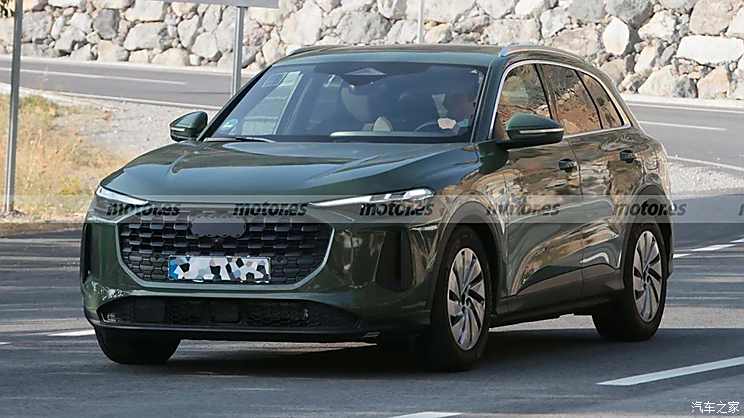 一文看懂全新奥迪Q5 后排空间可变 能纯电泊车 国产有华为智驾？