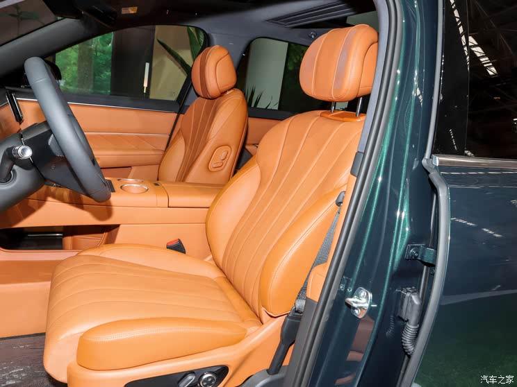 全新奥迪A5L等超160款新车 2025上海车展新车汇总(上)