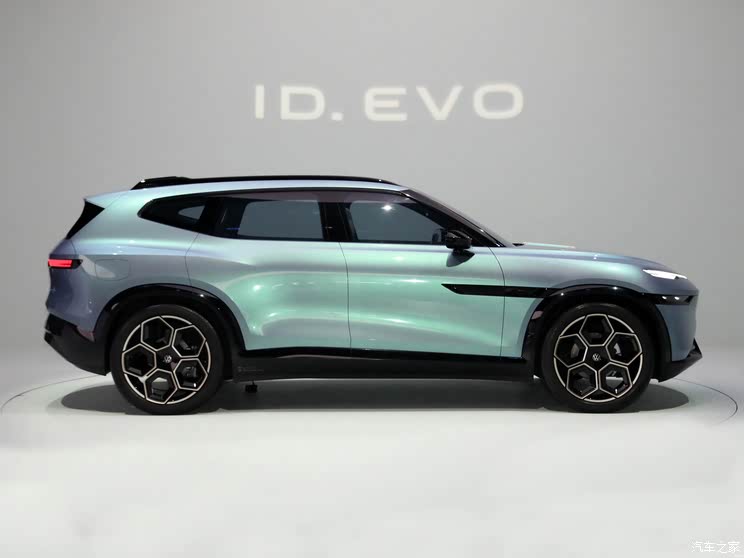 全新奥迪A5L等超160款新车 2025上海车展新车汇总(上)