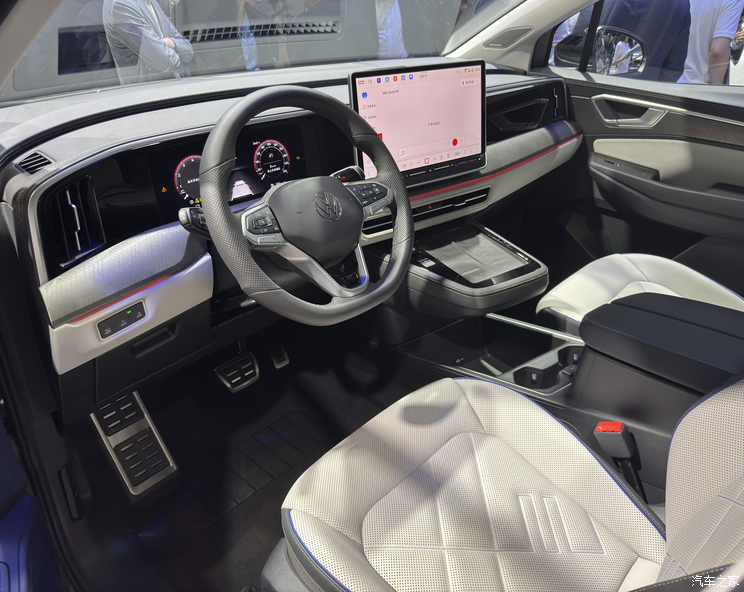 全新奥迪A5L等超160款新车 2025上海车展新车汇总(上)