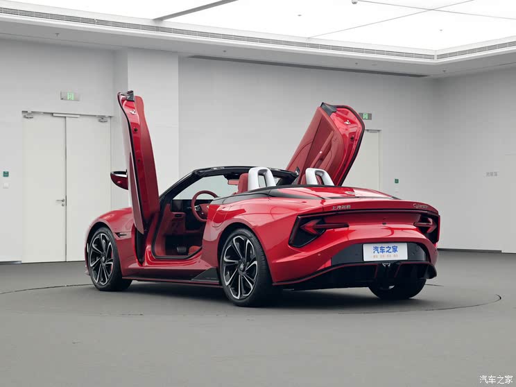 全新奥迪A5L等超160款新车 2025上海车展新车汇总(上)