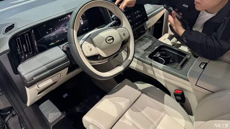 全新奥迪A5L等超160款新车 2025上海车展新车汇总(上)