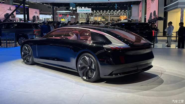 全新奥迪A5L等超160款新车 2025上海车展新车汇总(上)