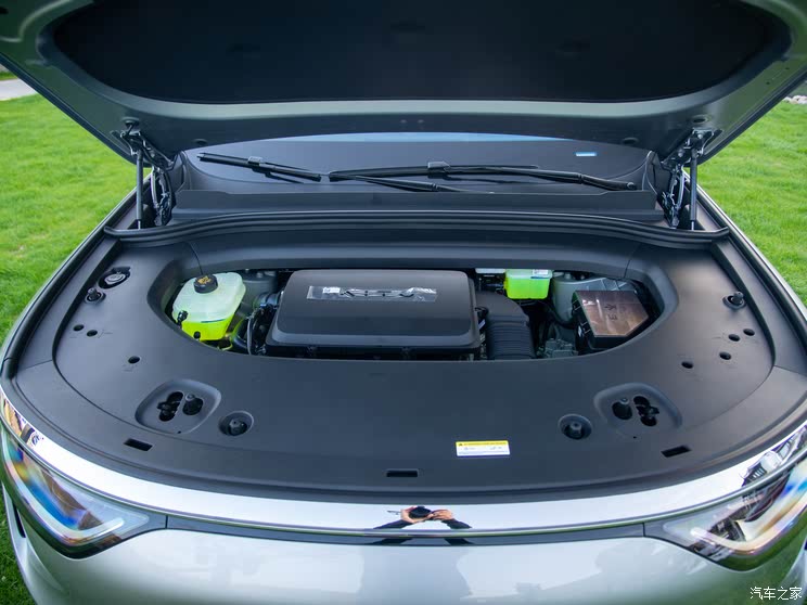 量大管饱 黑科技也不少！途灵平台哪里好？一文看懂问界M8