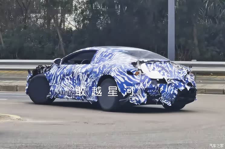 腾势跑车内饰谍照 普通人也能圆跑车梦？比亚迪版“86”要来了