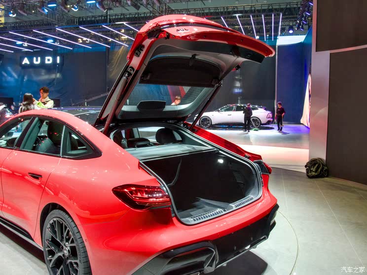 全新奥迪A5L等超160款新车 2025上海车展新车汇总(上)