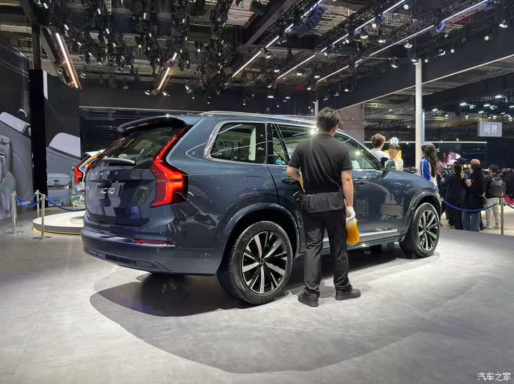 全新奥迪A5L等超160款新车 2025上海车展新车汇总(上)