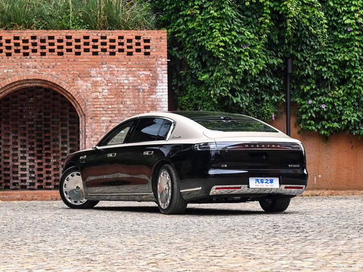 售70.8万起 增程/纯电双动力 搭载HUAWEI ADS 4 尊界S800上市