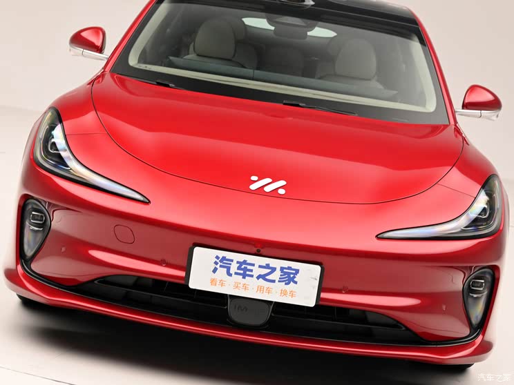 权益价20.49-26.49万元 新款智己L6上市 排队等小米SU7还是选它？