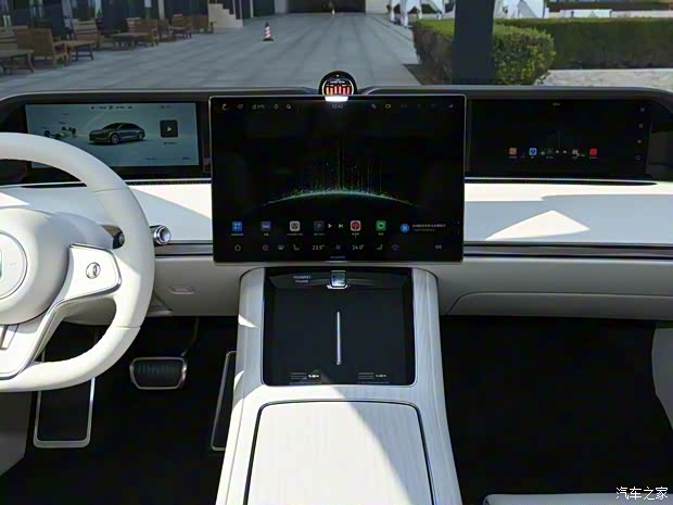 2025广州车展：售价30.98万元起 新款享界S9迎来亮相