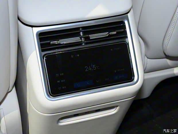 2025广州车展：售价30.98万元起 新款享界S9迎来亮相