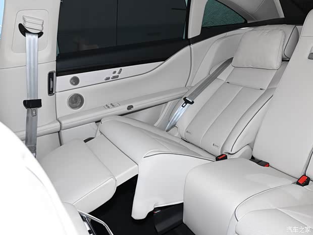 2025广州车展：售价30.98万元起 新款享界S9迎来亮相