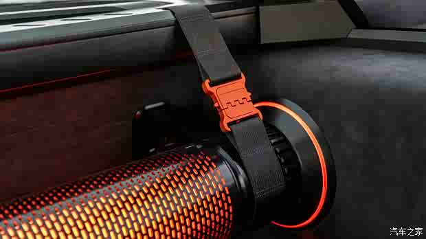 2025洛杉矶车展：现代Crater概念车发布 外观机甲风/内饰超硬核