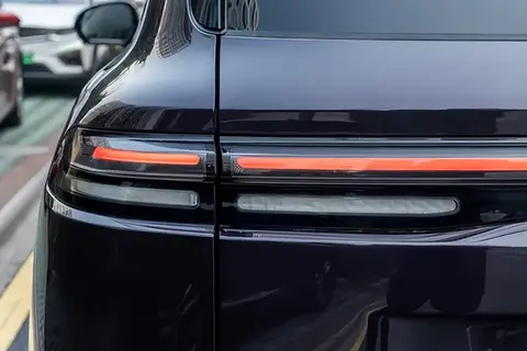 6座家用SUV？2.5K大屏+华为HiCar，续航1095km有多香