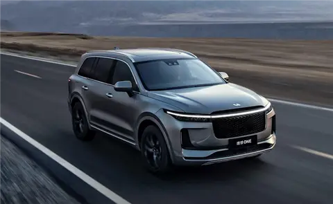 理想ONE为什么用三缸增程器？理想高管：当时没有更好的选择